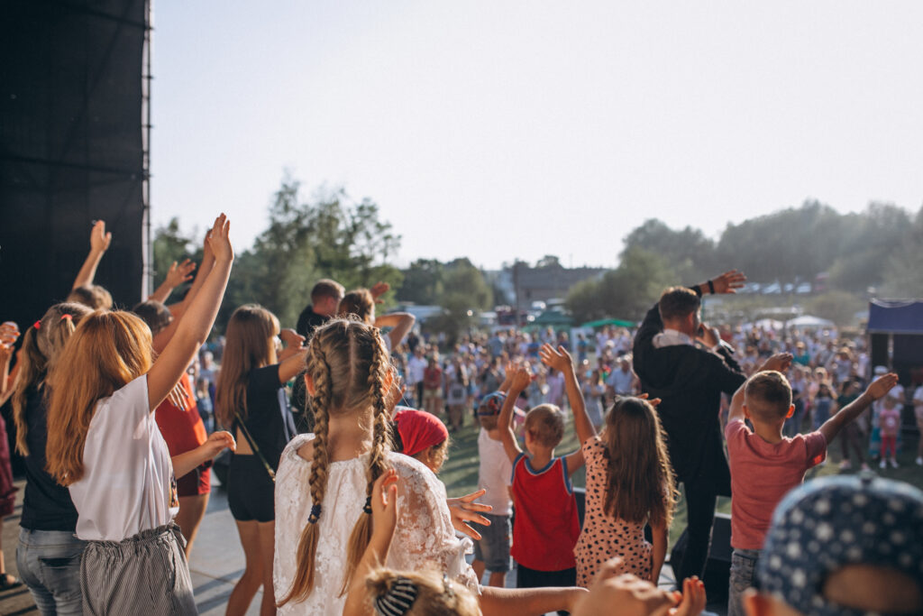 Best Festivals for a Cultural Weekend Getaway